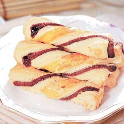 Roasted Bean Paste Twist Pastry Recipe
